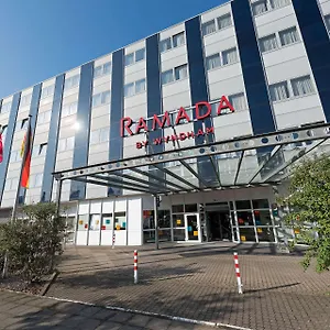 Ramada By Wyndham Hannover Messe 3*, Laatzen Německo